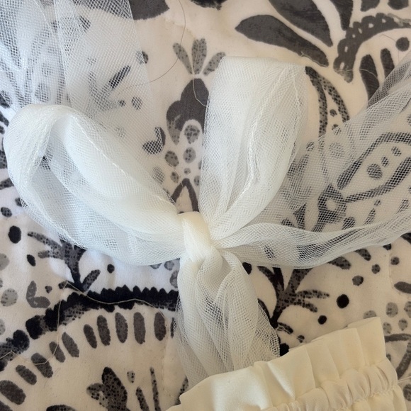 White Tulle Baby Dress with Headband - Picture 6 of 7